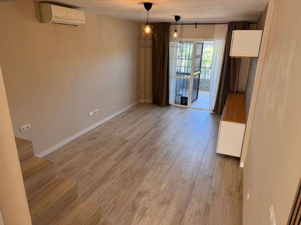 Chalet pareado en Calle Galileo, 7, Avda Pescia - Ctra de Frigiliana, Nerja thumbnail 3