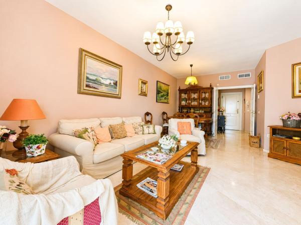 Venta de piso en Piso en La Carolina-Guadalpín, Marbella, Marbella
 photo 4
