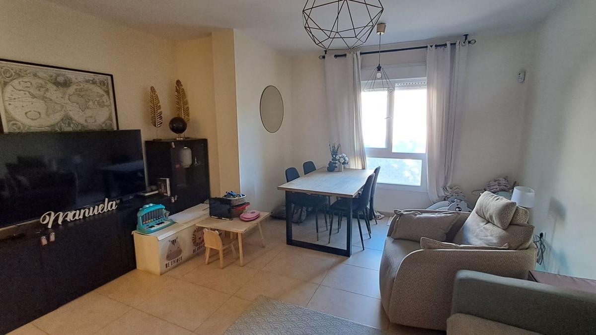 Venta de piso en Piso en Madre Teresa De Calcuta, 21, El Pinillo, Torremolinos, Torremolinos
 photo 4