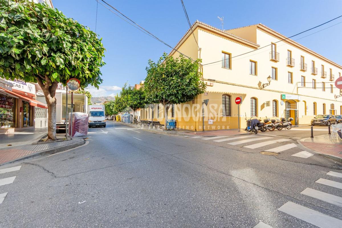 Продажа квартиры на Piso en Centro Ciudad - El Carmen, Vélez-Malaga, Велес-Малага
photo 1