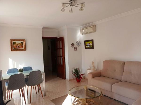 Duplex na sprzedaż w Dúplex en Calle Cruz del Molinillo, 23, El Molinillo - Capuchinos, Málaga, Málaga thumbnail 2