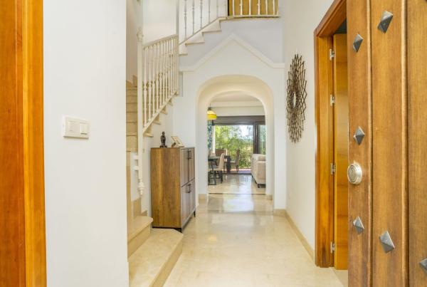 Chalet adosado en Valle Romano Golf, Estepona thumbnail 3