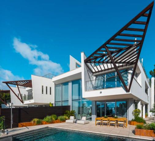 Chalet pareado en Calle Verdi, Sierra Blanca, Marbella photo 1