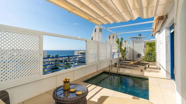 Ático en venta en Ático en Calle de Ramón Gómez de la Serna, Ricardo Soriano, Marbella, Marbella thumbnail 2