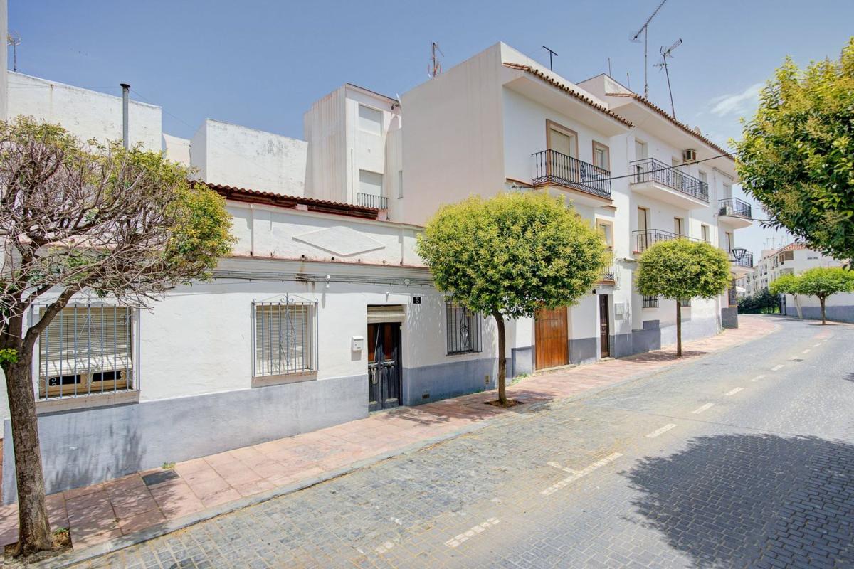 Sprzedaż studia w Piso en Calle Ebro, 5, Centro, Estepona, Estepona photo 1