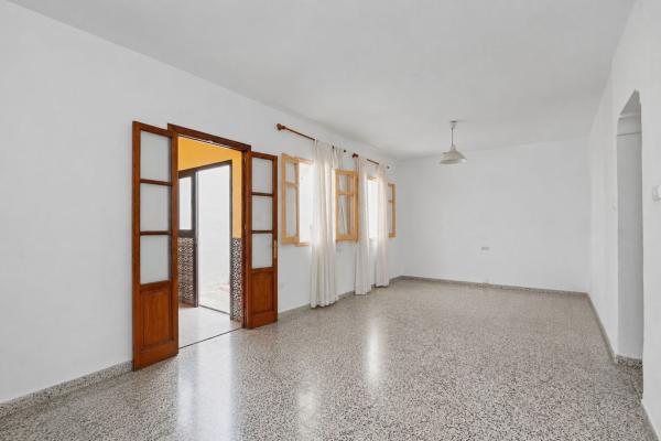 Estudio en venta en Piso en Calle Ebro, 5, Centro, Estepona, Estepona thumbnail 2