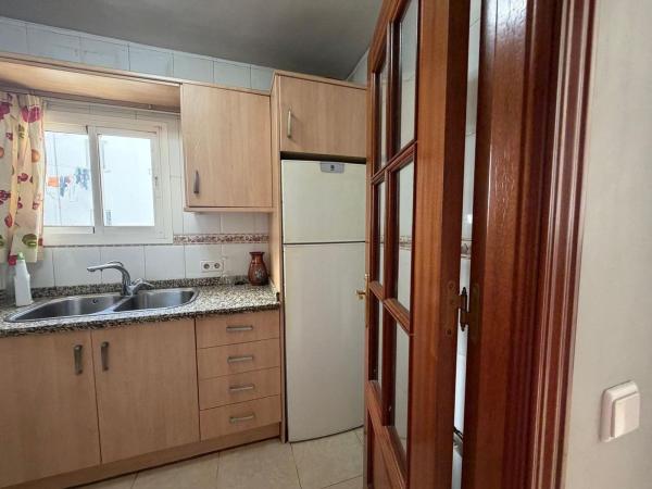 Venta de piso en Piso en Avenida de Isaac Peral, La Luz, Málaga, Málaga
thumbnail 2