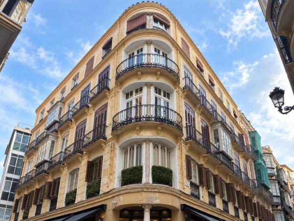Venta de piso en Piso en Calle Luis de Velázquez, Centro Histórico, Málaga, Málaga
photo 1