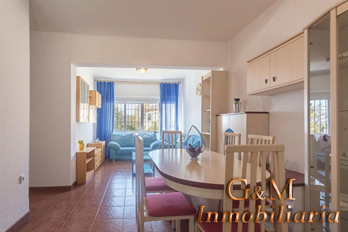 Продажа квартиры на Piso en Avenida del Obispo Angel Herrera Oria, Carranque - Haza Cuevas, Málaga, Малага
 photo 2