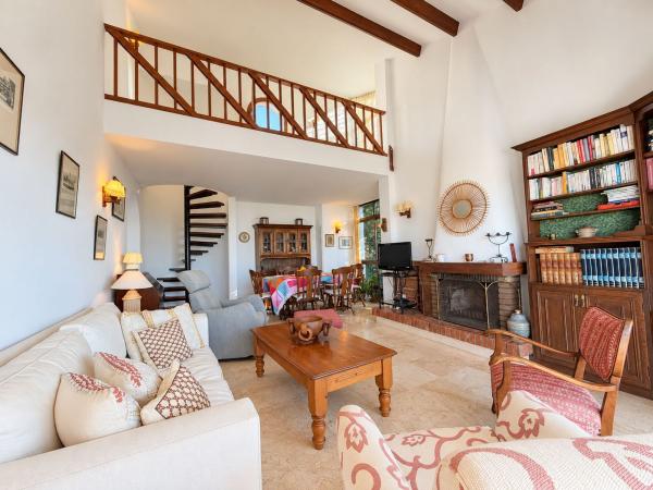 Casa o chalet independiente en Calle Limonero, Seghers, Estepona photo 2