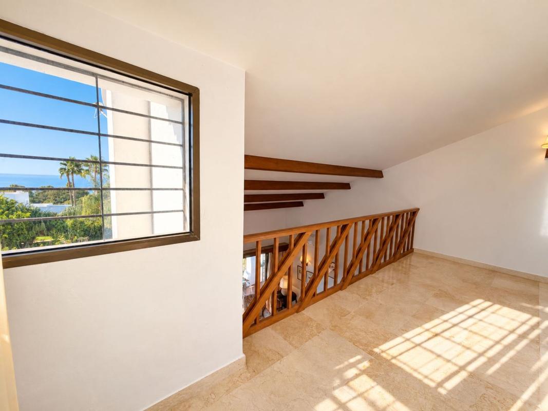 Properties for sale and rent in Spain photo 5