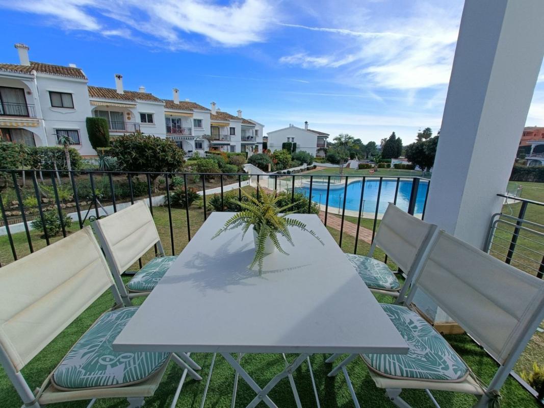 Venta de piso en Piso en El Paraíso, Benahavís, Benahavís
photo 3