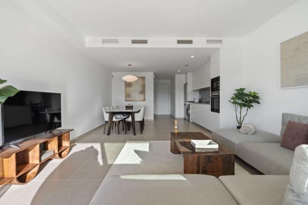 Venta de piso en Piso en Calle Islas Bermudas, 45, Cancelada, Estepona, Estepona
 photo 3