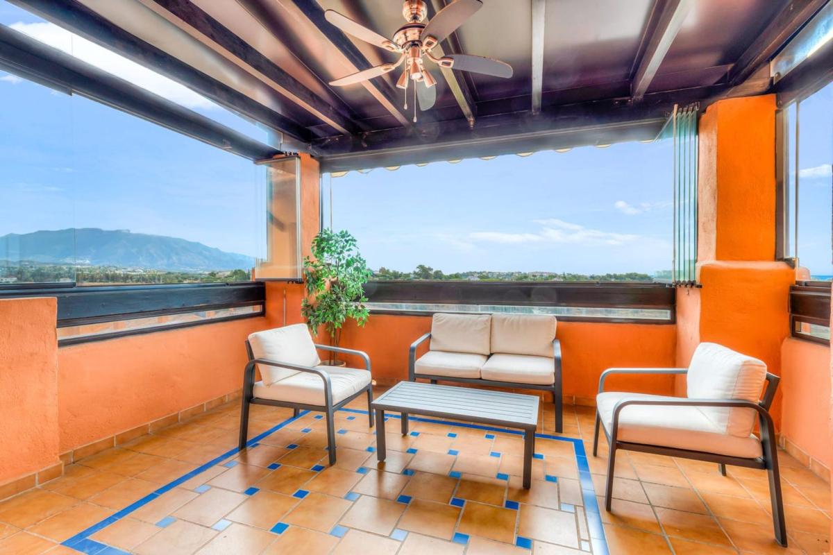 Venta de piso en Piso en De La Alqueria, 1 -b, La Alquería, Benahavís, Benahavís
photo 2
