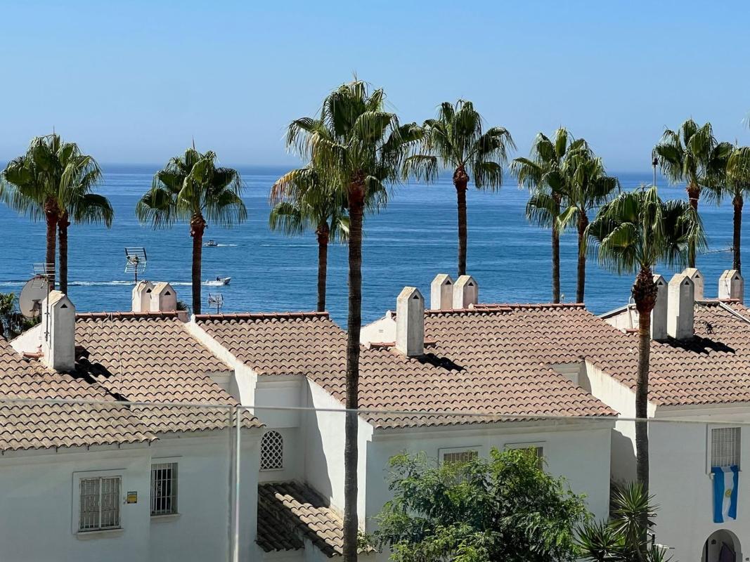 Sale of apartment in Piso en Urb. Playa Marina, 2, Calaburra - Chaparral, Mijas, Mijas
photo 1