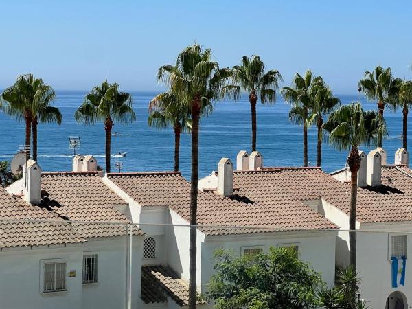 Venta de piso en Piso en Urb. Playa Marina, 2, Calaburra - Chaparral, Mijas, Mijas
photo 1
