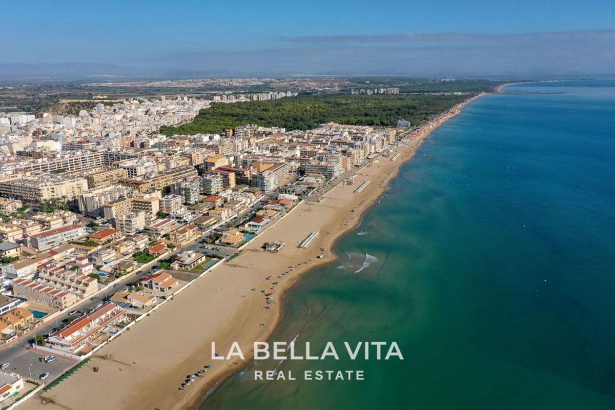 Properties for sale and rent in Spain photo 2