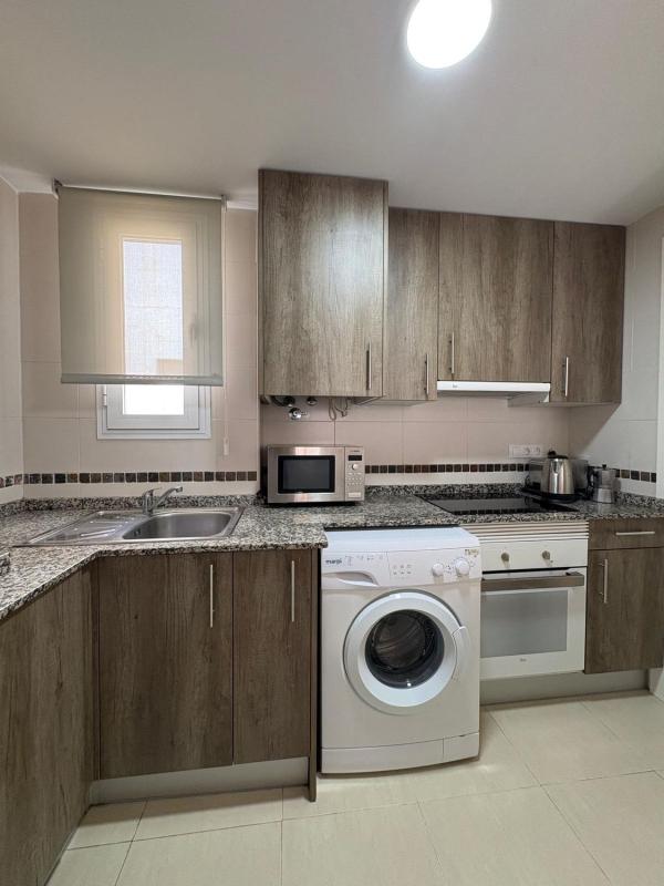 Budynek Mieszkalny o powierzchni 455m2 na sprzedaż w Alicante / Alacant photo 4