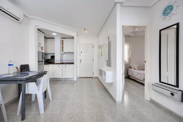 Sale of flat in Piso en Mar Baltico, 5, Playa de los Locos, Torrevieja, Torrevieja
 photo 4