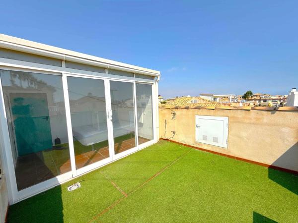 Chalet pareado en La Zenia, Orihuela photo 3