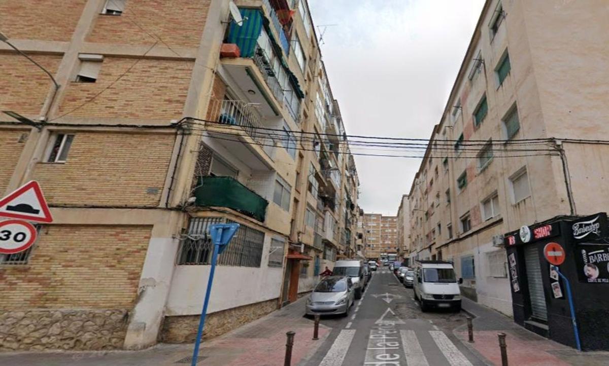 Venta de piso en Piso en Perla, De La, Colonia Requena - Virgen del Carmen, Alicante / Alacant, Alicante / Alacant
photo 2