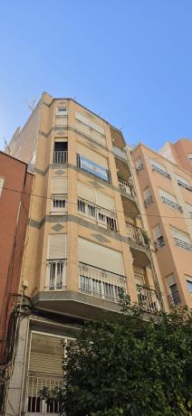Venta de piso en Piso en Calle Reina Victoria, 129, Pont Nou-Corazón de Jesús, Elche / Elx, Elche / Elx
 photo 1