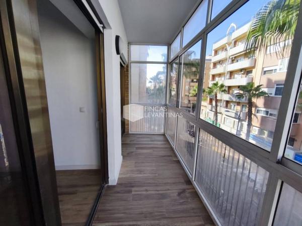 Venta de piso en Piso en Centro, San Vicente del Raspeig, San Vicente del Raspeig
thumbnail 2