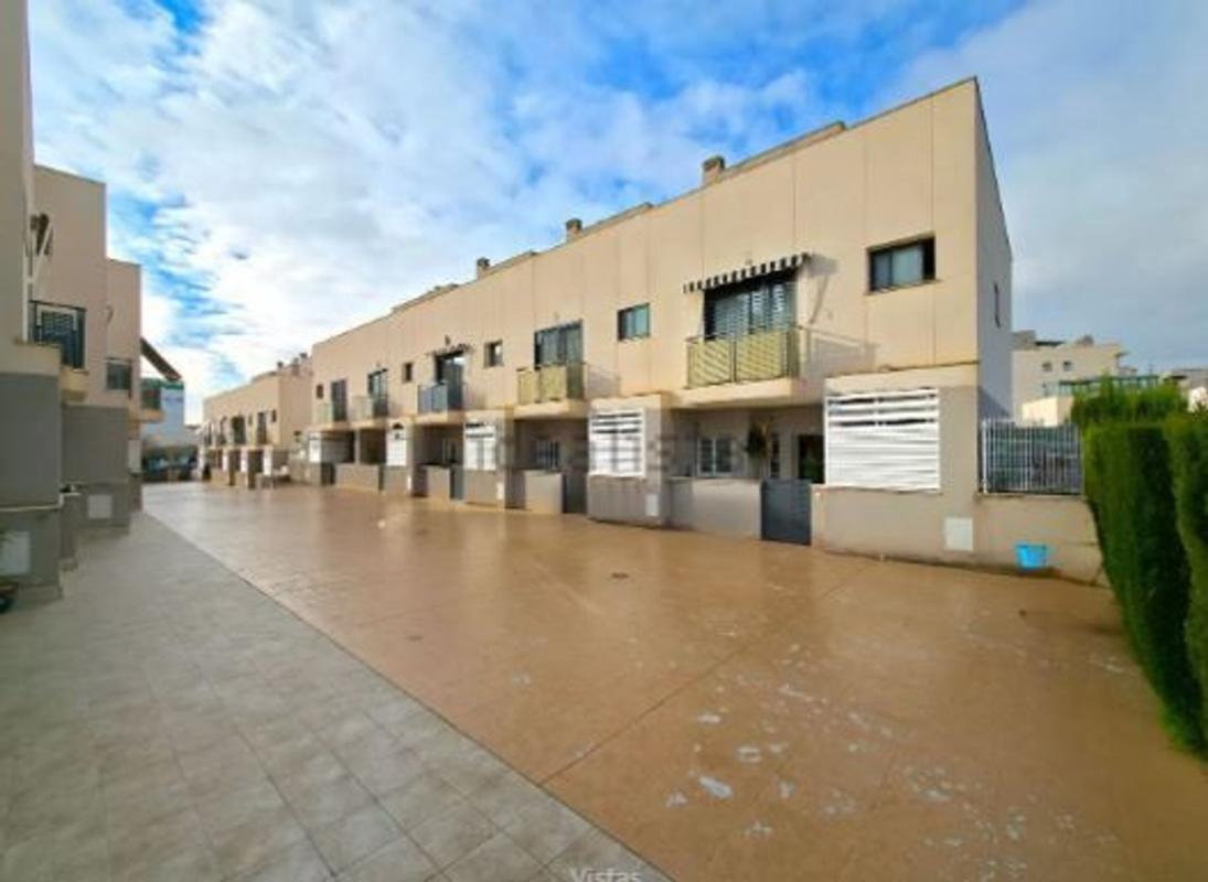 Properties for sale and rent in Spain photo 2
