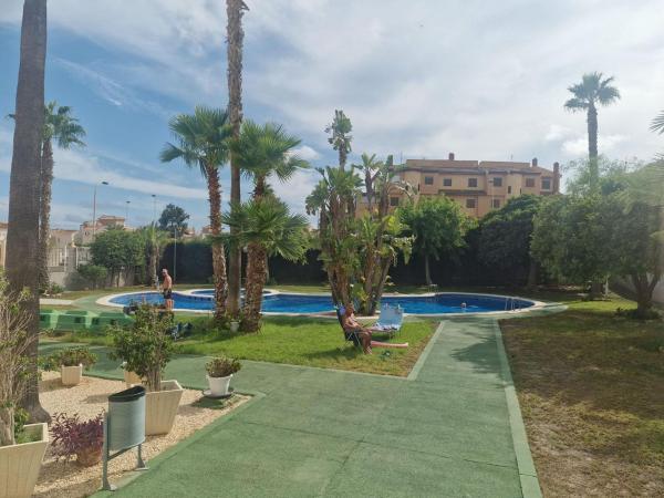 Sprzedaż mieszkania w Piso en Torreblanca, Torrevieja, Torrevieja
thumbnail 2