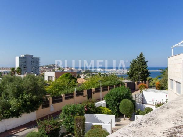 Chalet adosado en Calle Deneb, Les Rotes/Las Rotas, Denia photo 1