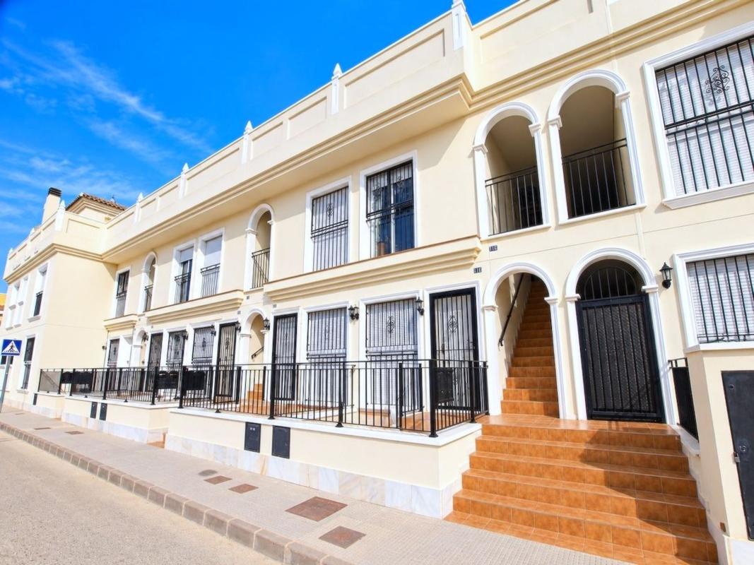 Продажа дуплекса на Dúplex en Calle Jacarilla, Formentera del Segura, Форментера дель Сегура photo 4