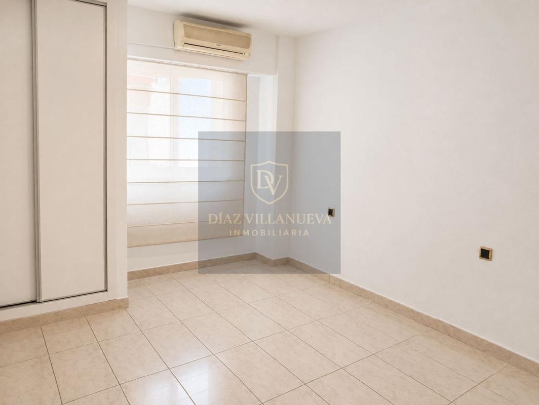 Продажа квартиры на Piso en Calle Sevilla s/n, Carolinas Bajas, Alicante / Alacant, Аликанте / Алакант
photo 5
