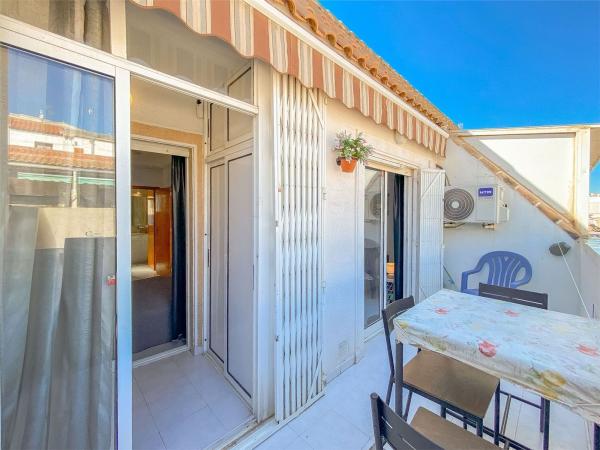 Аттик на продажу в  Ático en Avenida Diego Ramírez Pastor, Avenida Habaneras - Curva de Palangre, Torrevieja, Торревьеха photo 2