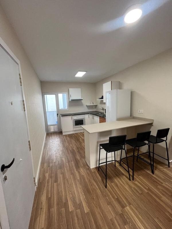 Продажа квартиры на Piso en Centro - Zona Alta, Alcoy / Alcoi, Алкой
photo 1