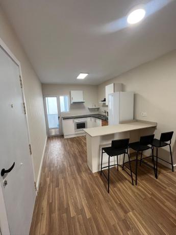 Продажа квартиры на Piso en Centro - Zona Alta, Alcoy / Alcoi, Алкой
photo 1