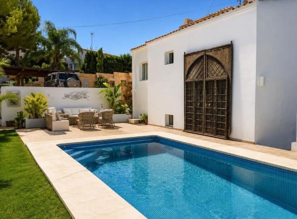 Casa o chalet independiente en Centro Urbano, Denia thumbnail 2