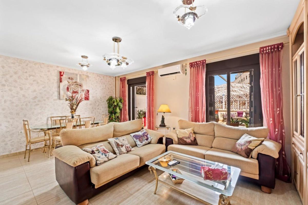Продажа квартиры на Piso en Calle Tomas Capelo, Centro, San Juan de Alicante, Сан-Хуан-де-Аликанте
 photo 2