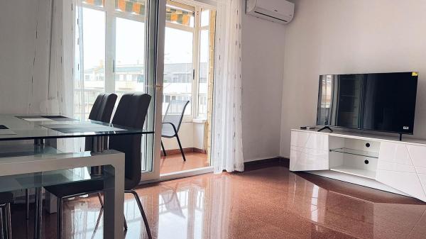 Sale of flat in Piso en Calle Caballero de Rodas, 145, Las Piscinas Naturales, Torrevieja, Torrevieja
photo 1
