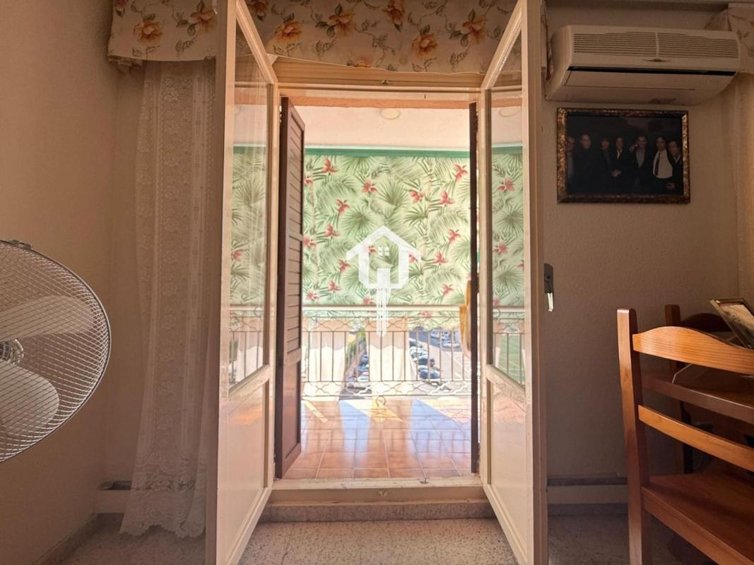Sale of apartment in Piso en Calle Doctor Claramunt, Virgen del Remedio - Parque lo Morant, Alicante / Alacant, Alicante
 photo 5