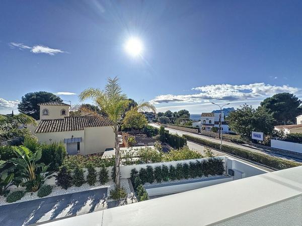 Chalet wolnostojący na sprzedaż w Casa o chalet en Moravit-Cap Blanc, Moraira, Moraira thumbnail 2