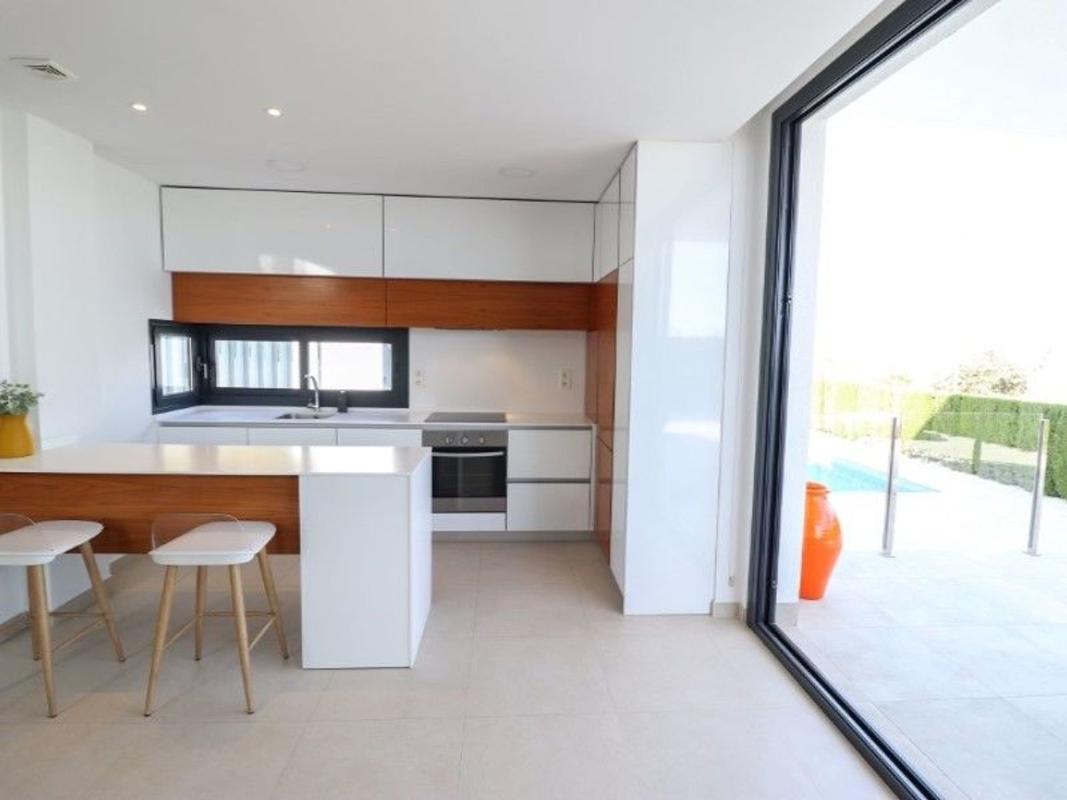 Properties for sale and rent in Spain photo 5