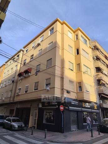 Продажа квартиры на Piso en Calle Pascual de la Mata, 18, Carolinas Altas, Alicante / Alacant, Аликанте / Алакант
photo 1