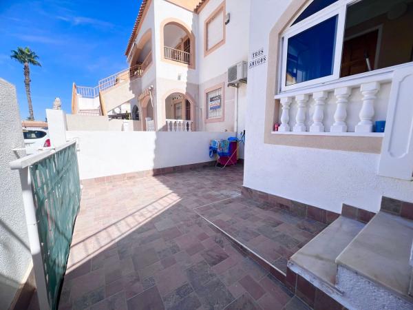 Продажа квартиры на Piso en Calle Manuel Balaguer Lopez, La Siesta - El Salado - Torreta, Torrevieja, Торревьеха
 photo 4