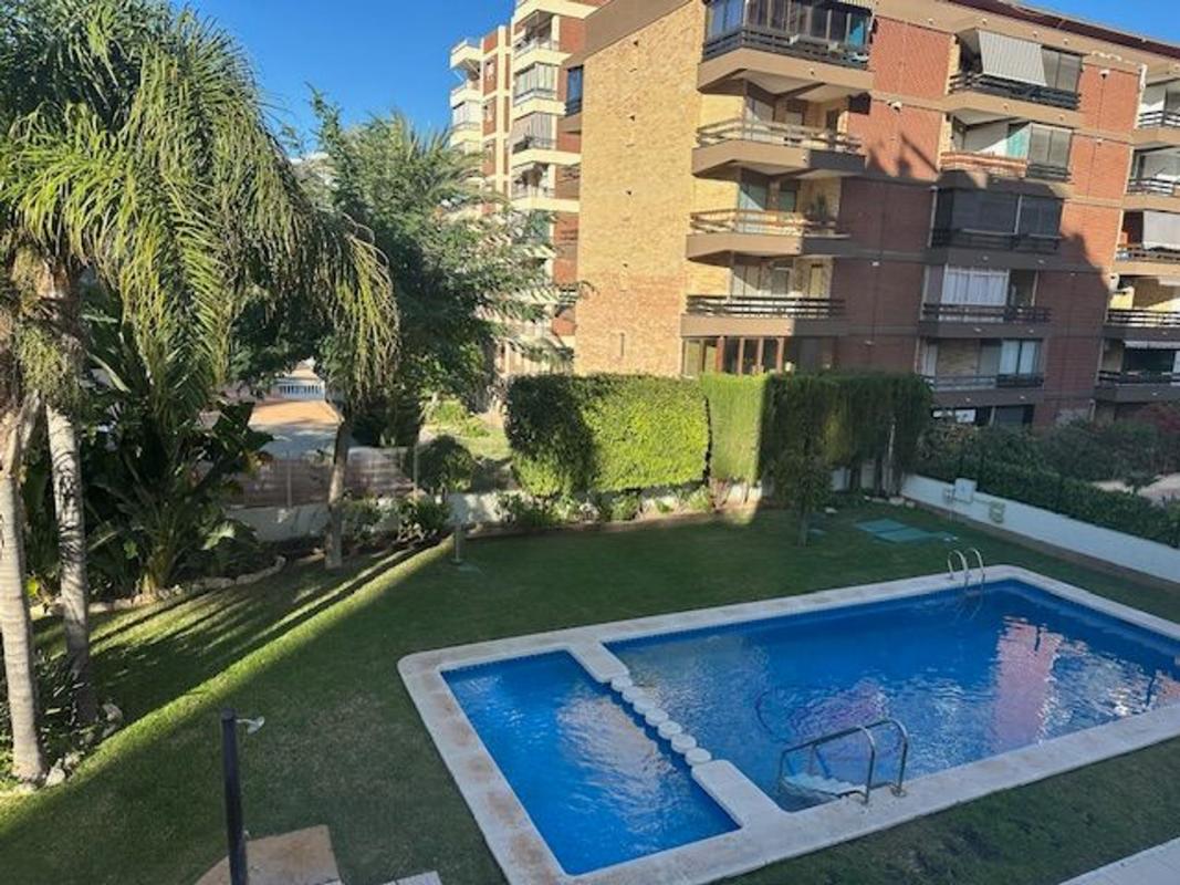 Venta de piso en Piso en Calle Carmelo Simón Plá, 6, Playa de San Juan, Alicante / Alacant, Alicante / Alacant
photo 2