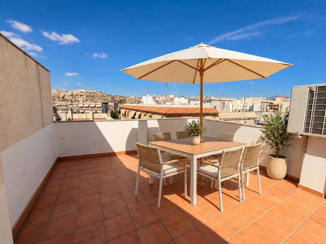 Venta de piso en Piso en Villafranqueza, Alicante / Alacant, Alicante / Alacant
photo 1