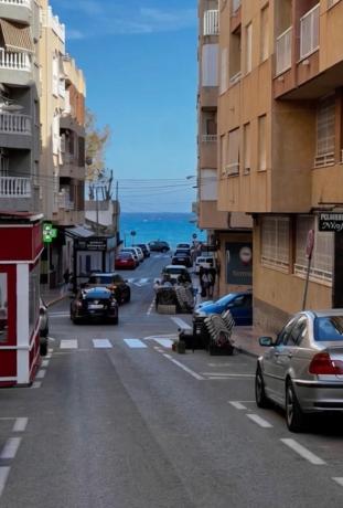Sale of flat in Piso en Calle Finlandia, Playa de los Locos, Torrevieja, Torrevieja
 photo 2