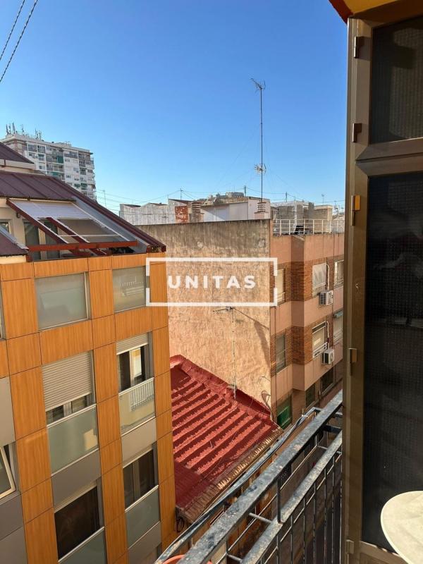 Продажа квартиры на Piso en Carolinas Altas, Alicante / Alacant, Аликанте / Алакант
 photo 2