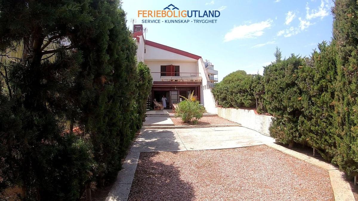 Properties for sale and rent in Spain photo 4