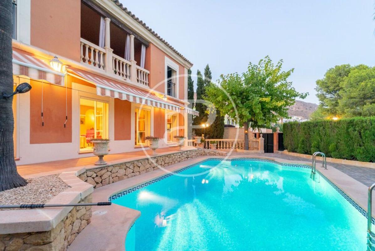 Properties for sale and rent in Spain photo 2
