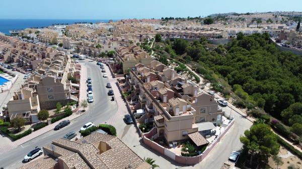 Chalet pareado en Calle Canarias, Monte y Mar, Gran Alacant thumbnail 2